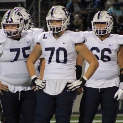 6’3 250 Offensive Tackle RHS Co ‘23 4.0 GPA-Ranked 12 in my graduating class https://t.co/TTYf2wKLi8