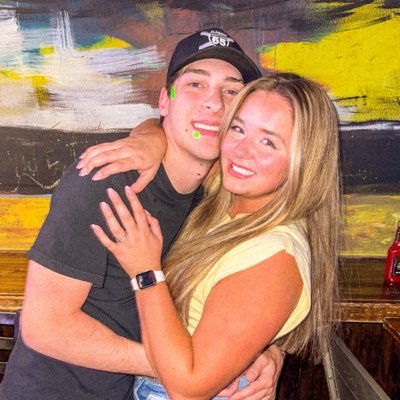 juliannapopple's profile picture. 