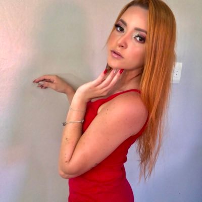 👽