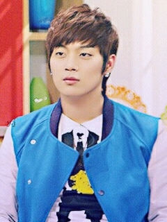 @Lovely_DJ_bot  러블리윤두준봇유저입니다!여기서도다환영입니다♥