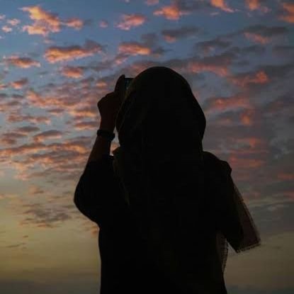 ●student ●graphic designer ●poetry lover●Member of @msmsisterspak | Social media Activist #MWLCyberForce
●Bs.psychology 》gift university
live Gunranwala