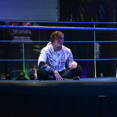 thedylnmckay's profile picture. Pro Wrestler | The Straight Edge Ledge | wastedyouth | 
dylnmckay@gmail.com