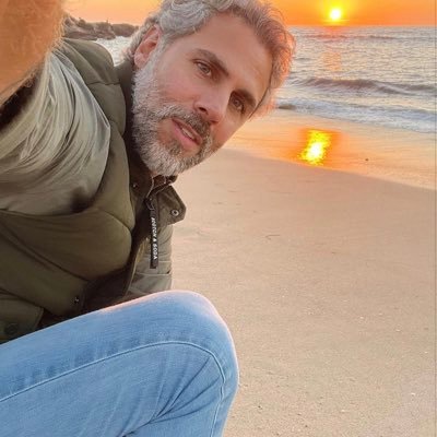 stefane23041571's profile picture. Coucou à tous