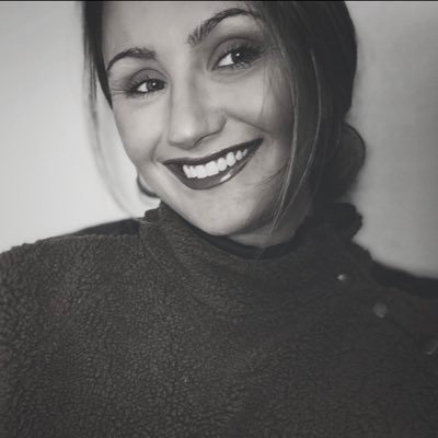 alxskng's profile picture. ☾ ☼ ❂ ❅ ☽