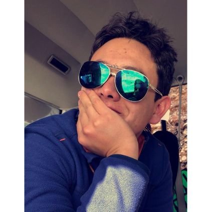 Andresito_MD's profile picture. I've always been the weird one
😎🤟🏽
🩺🚑🚒🏥🏞️