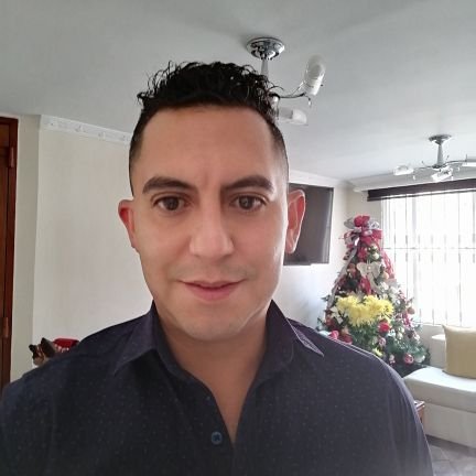 jeison8a8a's profile picture. 🎶Amemonos hasta embriagar,
embriagar el alma
Y no sepamos nunca mas
donde esta el cielo y el suelo 🎶