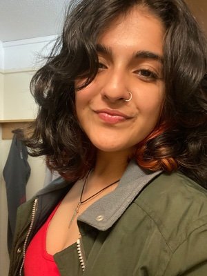 itsdhwani's profile picture. 