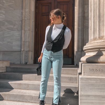 LeaMarkG's profile picture. 