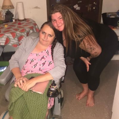 Sarah| West by God Virginia| 21|T.J.H| sunshine mixed with a little hurricane🖤☀️🌻mama 9-6-21🕊🤍