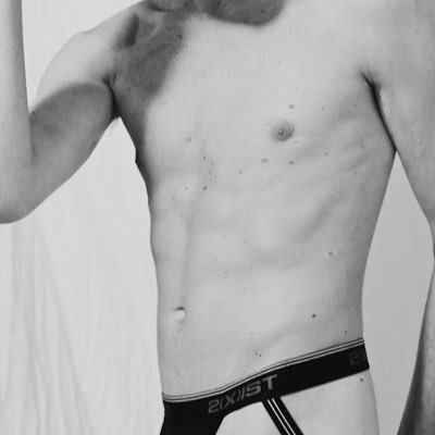 polaroidprince_'s profile picture. Boudoir portrait artist and creator in NYC | DM for collabs & more