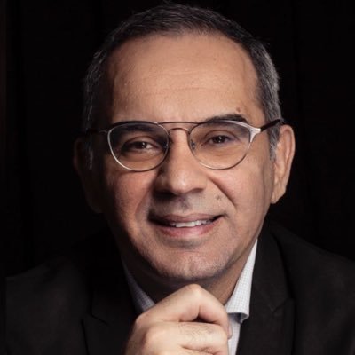 Creador de contenidos. Ejerce el periodismo desde 1992. 33 años en esta profesión. Dirige Asuntos Centrales, en todas sus plataformas