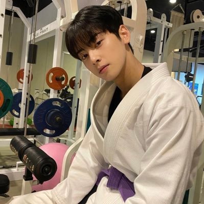 -( 🍑} 𝚖𝚘𝚍𝚎𝚕 - 𝚜𝚒𝚗𝚐𝚎𝚛 #나랑 결혼할래?# #bttm #2000line (- the sweet smell blows in.
