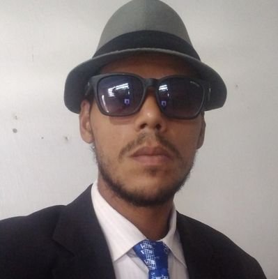 stevehacker20's profile picture. Amante da Aviação, Militarismo e Tecnologia, ganha a vida com serviços virtuais, é gamer, geek, hacker e curioso além de Bacharel em Ciências da Computação.