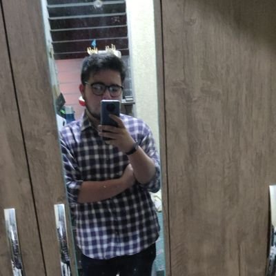 aledeleon04's profile picture. I'm just bored... :^)