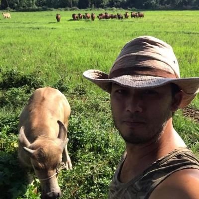 HoangleK's profile picture. जीवनको उतारचढावको बीचमा घुम्दै
give it away...because giving is forever
flback 100%