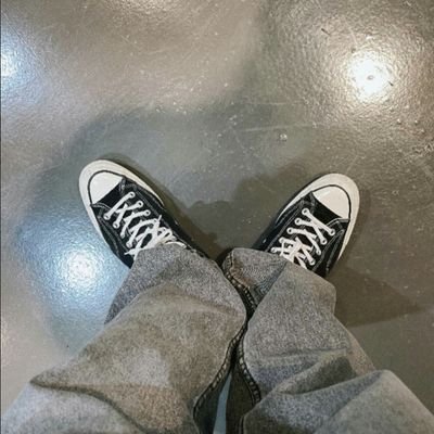 izzati9897's profile picture. 💜💜