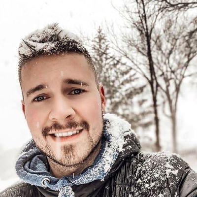 RaphaelPumberge's profile picture. Agent commercial #