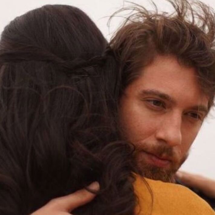 omuraltiklc's profile picture. Yaratılmışları razı etmek için yaratılmadık.