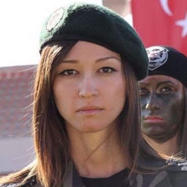 ZuhalxxTuzel's profile picture. Edeb Ya Hû...