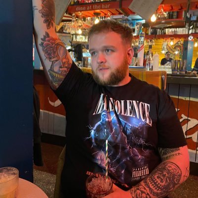 themikerayner's profile picture. 