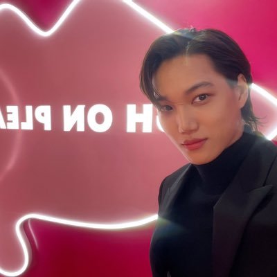 jeongghaniyoo_n's profile picture. lee taeyong