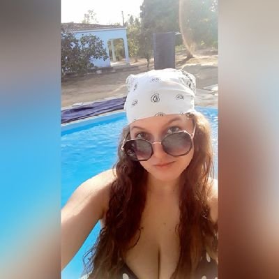 Só estou aqui pq tenho 0%de juízo e pq quero ser famosa 💨