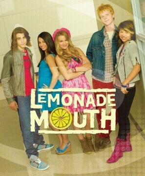 #lemonademouth fan. 
Be heard. Be strong. Be proud.

follow and make Lemonade Mouth a sensation :))