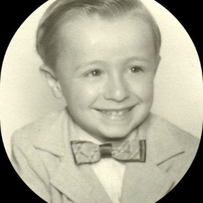I tweet about music, songwriting, https://t.co/EvtLoWKIEb, Nashville, self-empowerment. I am not the great Jack Hayford who built a large ministry in CA. :)