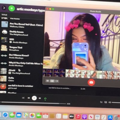 julicquint's profile picture. 