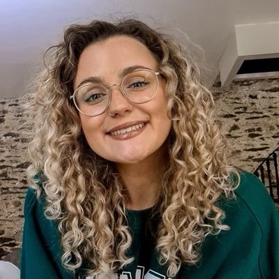 PhD Researcher & GTA
@RHULPsychology • Researching the links between adolescents' use of #socialmedia and #mentalhealth 💻📚

Co-host @otherdoctor_pod