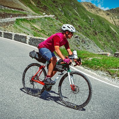 Non tutti quelli che vagano sono perduti
Not all those who wander are lost
J.R.R. Tolkien
🇮🇹 Italian
🥾 Walking
🚴 Biking
🌍 Exploring