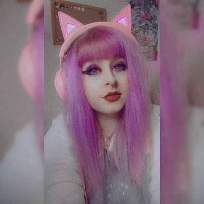 Hi I'm Kira/KitsuneKaiZ! 🎮
24 | UK | Variety Streamer 🦊
Started streaming - 08/11/20 💛
Twitch Affiliate - 24/11/20 💛
#TeamLVG