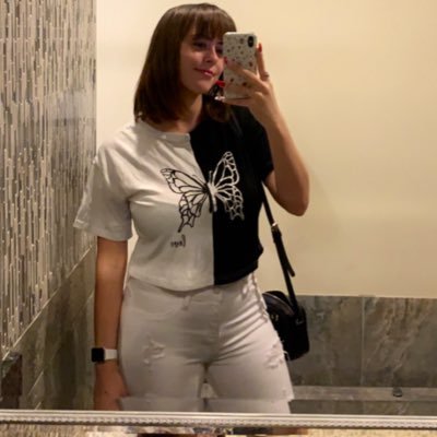 jessstar4's profile picture. A wise woman once said, “ Life’s what you make it, so let’s make it rock.” 🤘🏼