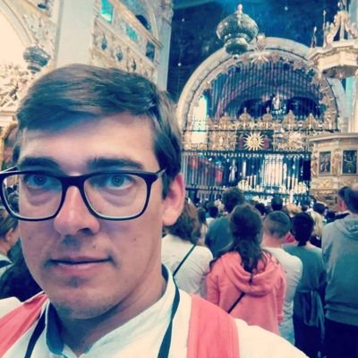 Sou padre da Igreja Católica. 
Pertenço à Arquidiocese de Braga.
Sou arcipreste de Fafe e pároco de Santa Eulália de Fafe e Santa Comba de Fornelos.
