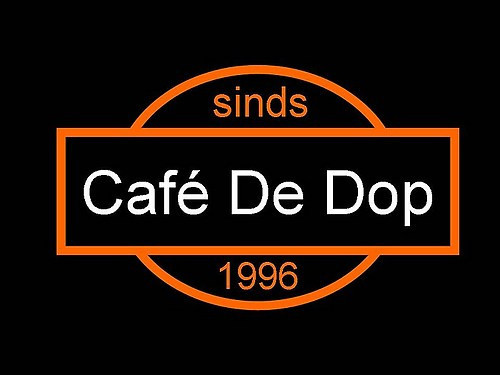 Cafe de Dop, het gezelligste Café van heel Nederland.
Volg ons om zo op de hoogte te blijven van foto's en aanbiedingen.
Bezoek onze Facebook pagina ook eens!