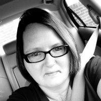 Lori Lindsey - @loriboo40 Twitter Profile Photo