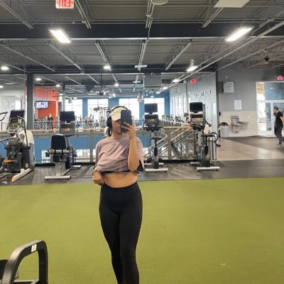 dianaosorio65's profile picture. TX ➡️ VA