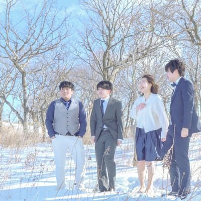 アカペラグループ「六花」
雪の結晶の様な緻密なハーモニーをお届けします。【第41回ハモサツファイナル進出🏅】
1st さき @uyf9x1O00wTNcTR/
2nd たくと @Takuto_tarepan/
3rd よしき/
4th&Ba&Arrこうたろう @Kotaro_BassCho