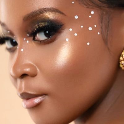 God 1st Licensed Esthetician specializing in Facials , vajacials, intimate bleaching , waxing iG _Skinbyshe
