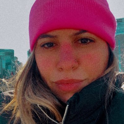 Lynnette's profile picture. marketer and photographer in nyc.