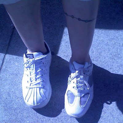 l_adney's profile picture. 