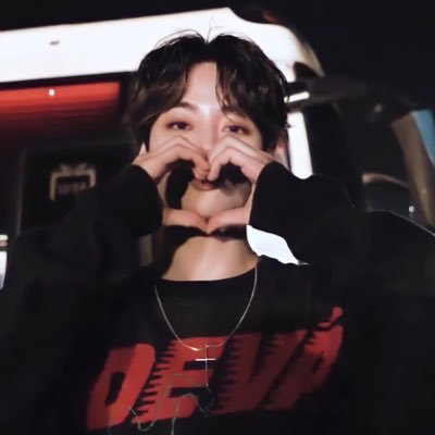 Mhee•Hanbin•Picsさんのプロフィール画像