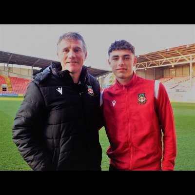 Professional Footballer @wrexham_afc
Under 18s Welsh International @FAwales