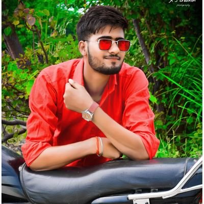 ARMYLOVERSojw's profile picture. @yadavsunil