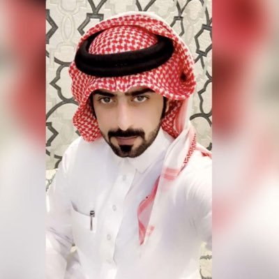 شاعر .... ومحب لـ الشعر (حسابي الجديد حياكم الله)