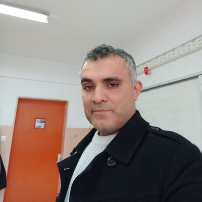 srfzcn's profile picture. öğretmen