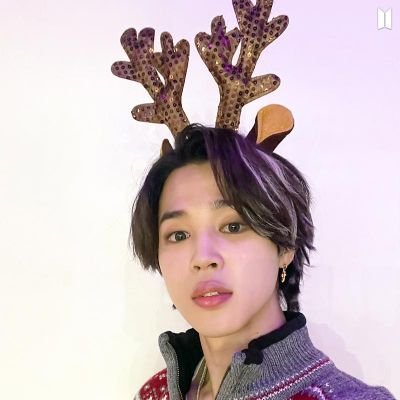 Momo1013M's profile picture. 