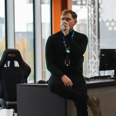 Lecturer in esports at the university of Staffordshire key focus on coaching and team development.
Esports Wales  MLBB player/ Streamer