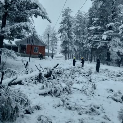 Looking after 33KV Lines, 33/11kv Receiving stations, Feeding traction load of JKSCCC ,essential Gulmarg load, Synchronization of 10MW IPP drung power house.