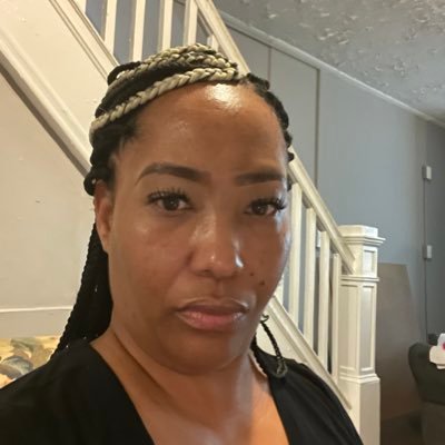 Shantel18659723's profile picture. 